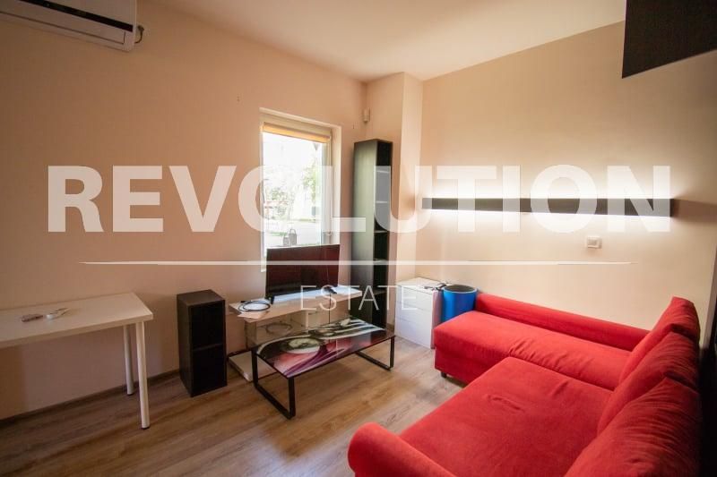 Дава се под наем Двустаен апартамент в София, Дружба 2 - 50 кв.м за 613 € - Снимка #2