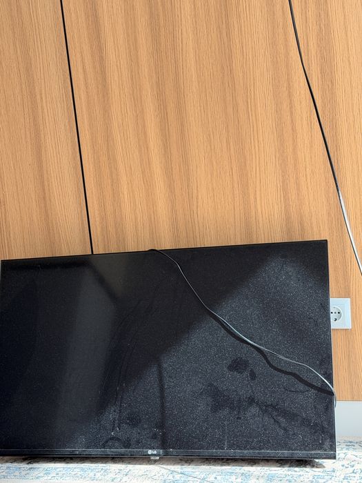 Продам lg телевизор нерабочий