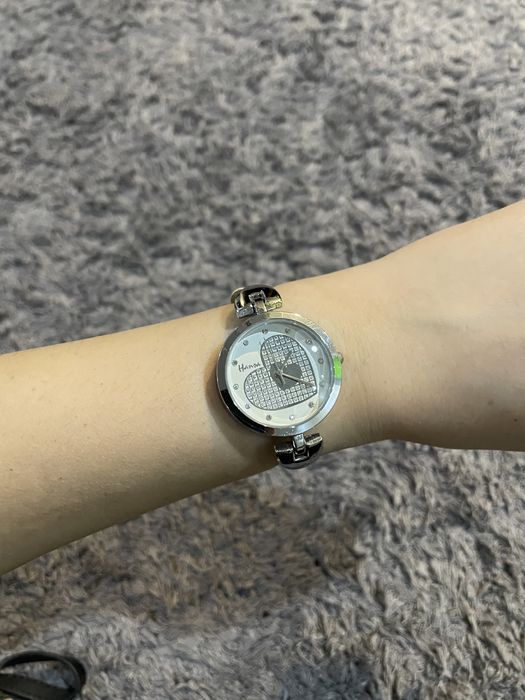 Женские часы