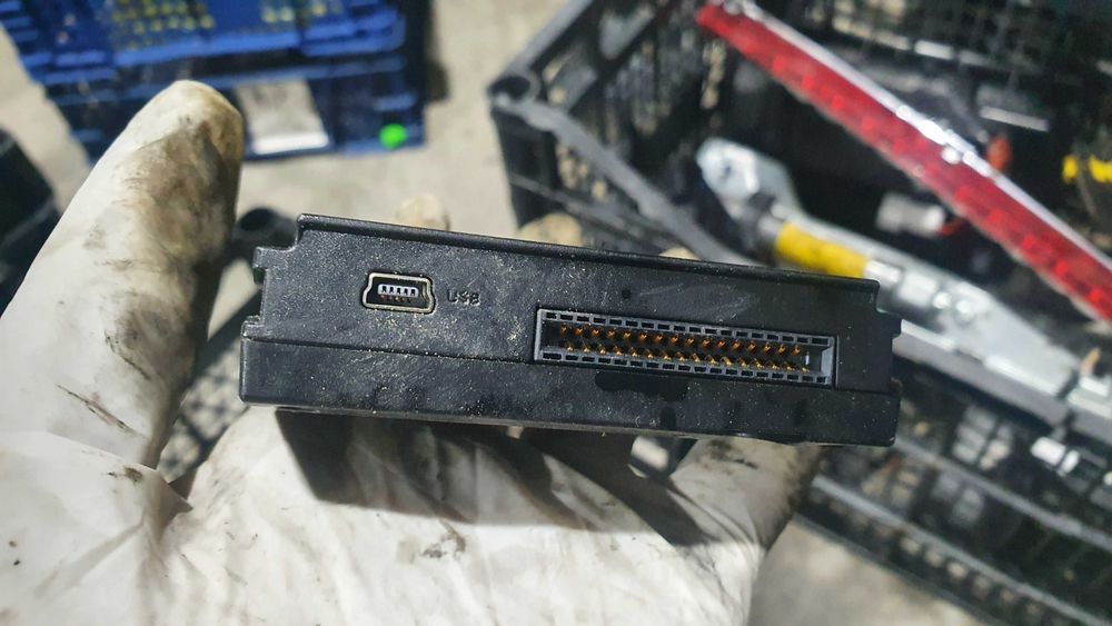 modul becker Mercedes A1669000101 harti gps W204 facelift C220 C250