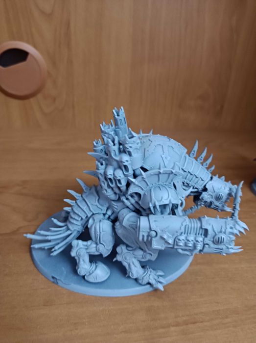 Миниатюры Warhammer 40000