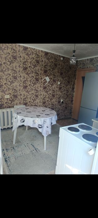 Стол  раздвижной кухонный