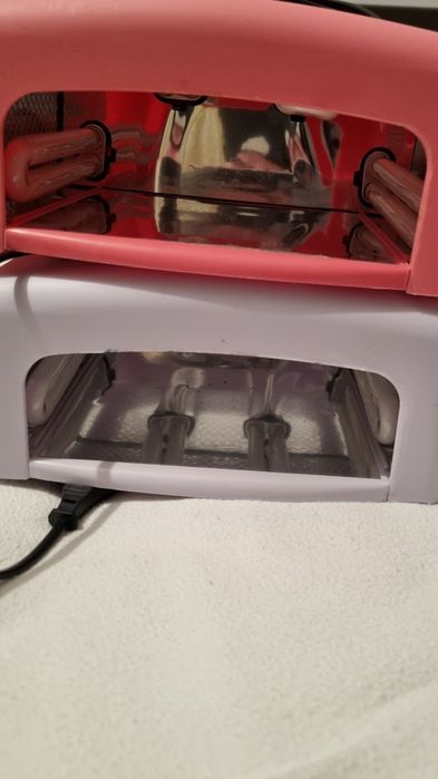 Vand lampa de unghii