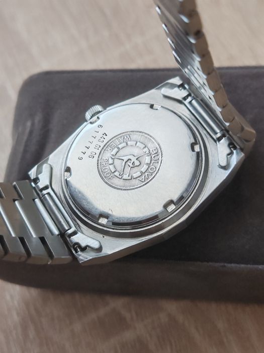 Vând Bulova automatic original