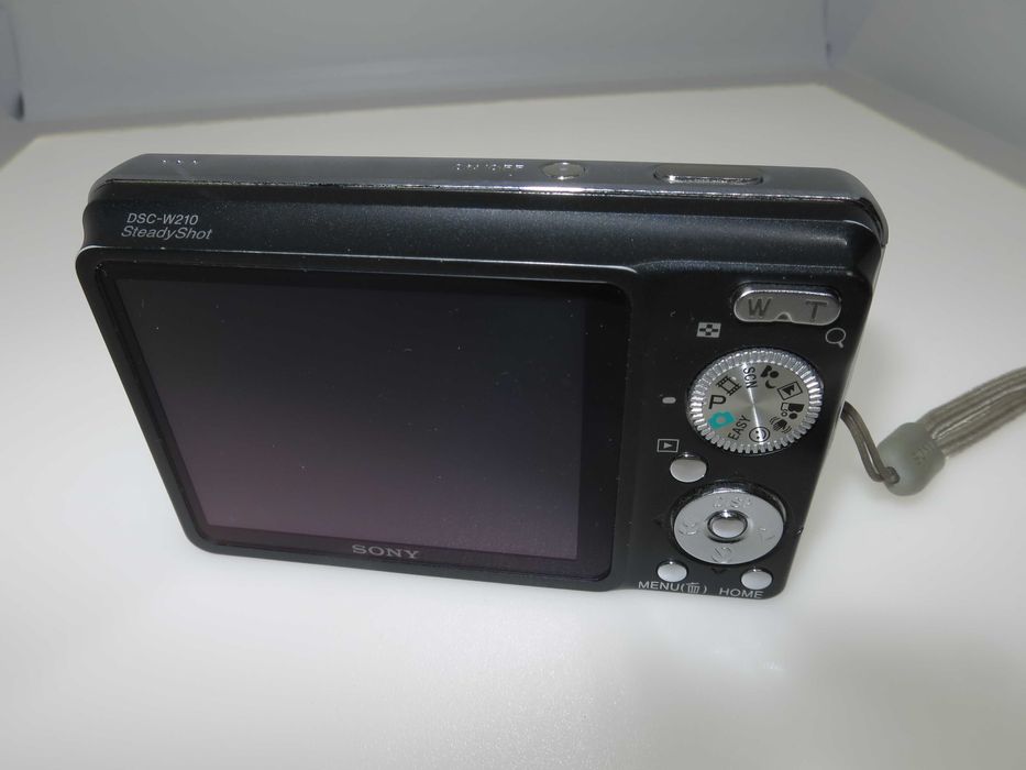 SONY Cyber-shot W210 компактен цифров фотоапарат дигитална камера