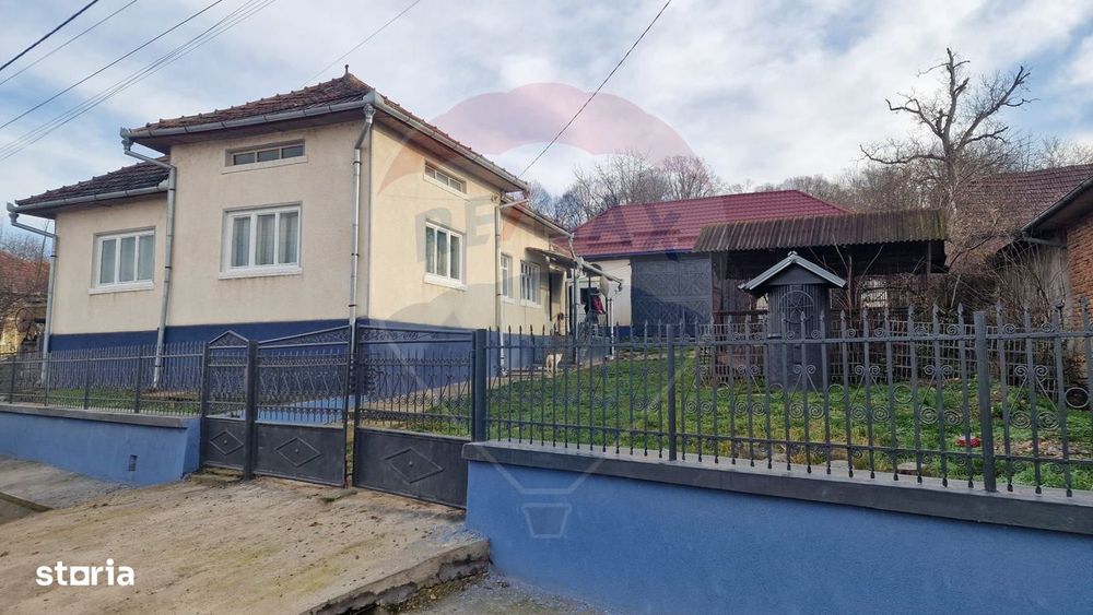 Casa de vanzare in Chelinta, jud. Maramures – teren generos