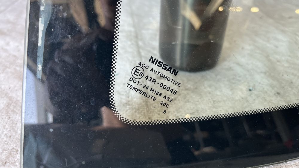 Задно ляво стъкло Nissan Sunny B11