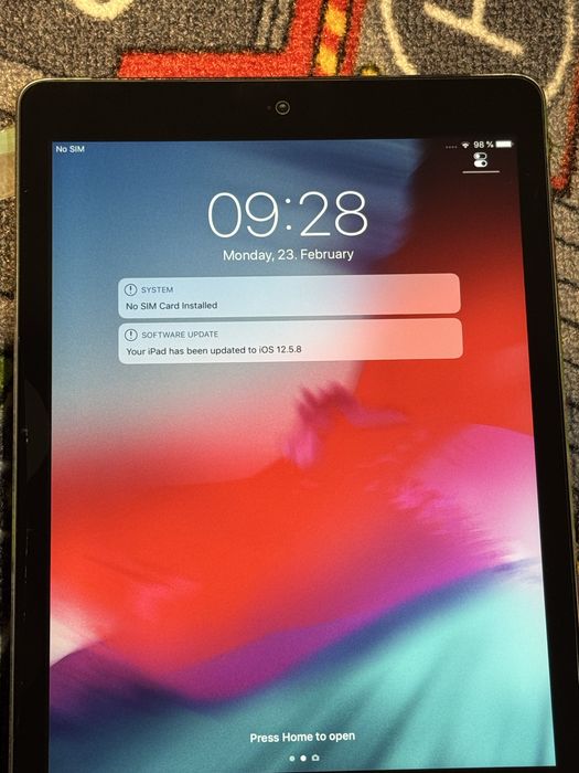 Ipad gen 5 plus ipad air 1