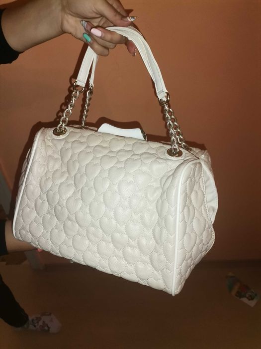 Дамска чанта за през ръка