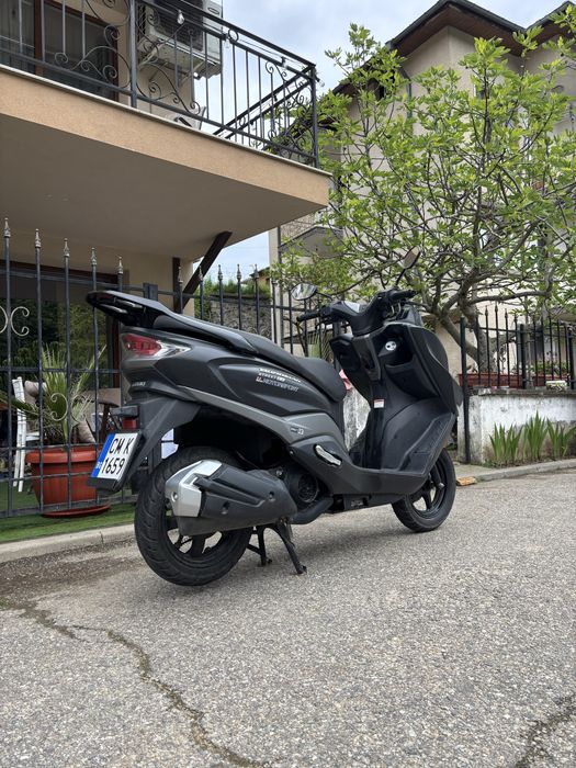 2024 г. Suzuki Burgman 125 cc