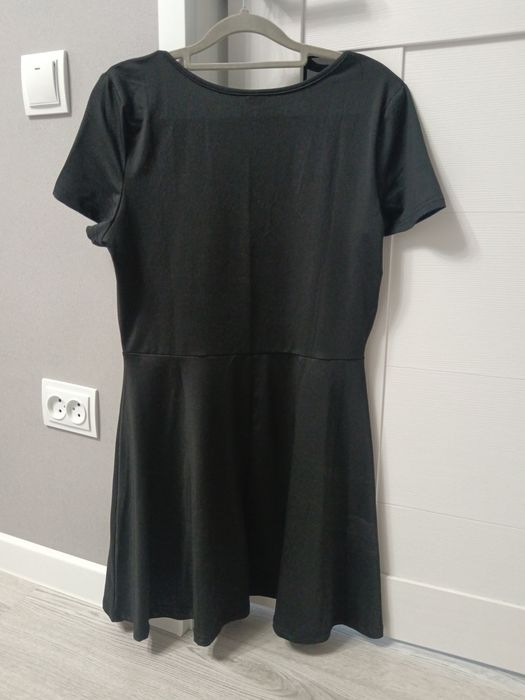 Продам новое платье