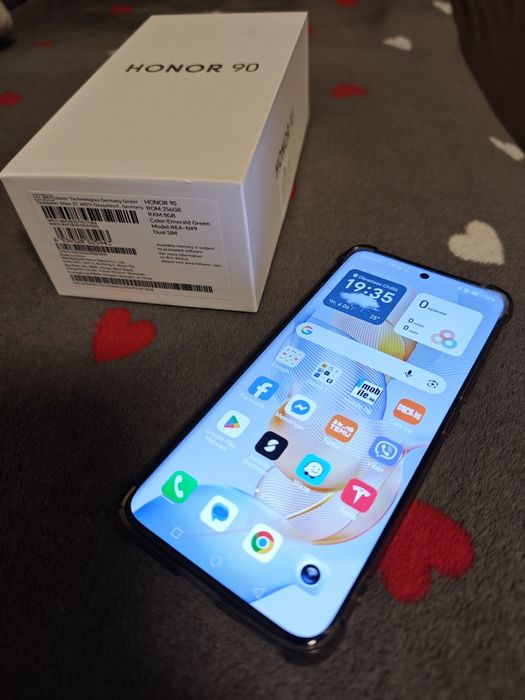 Телефон Honor 90 256GB 8GB RaM