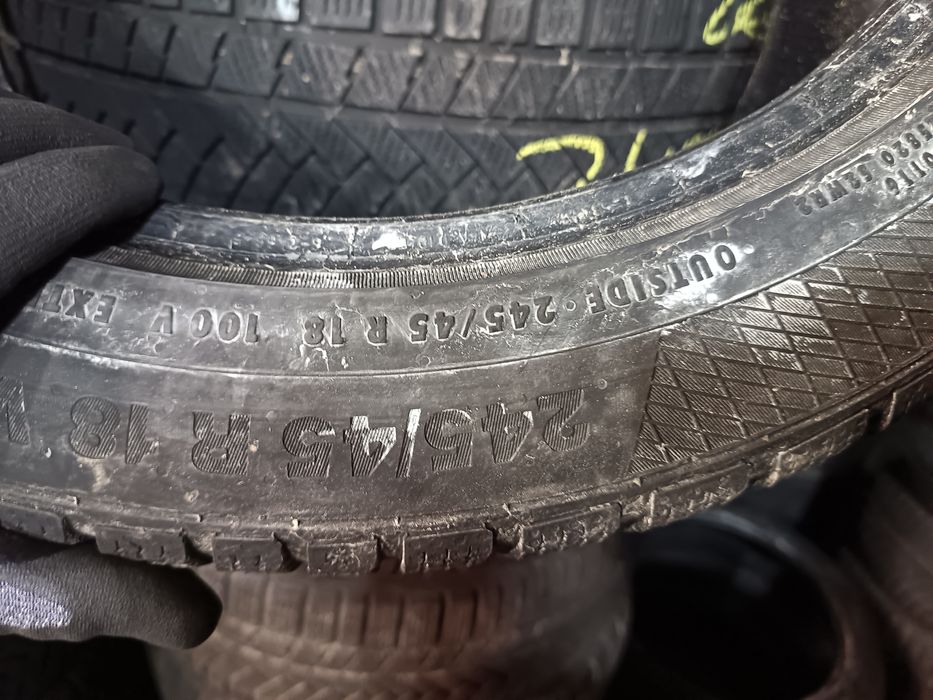 Anvelope MS iarna 245 45 18 continental runflat 2020 și 2022
