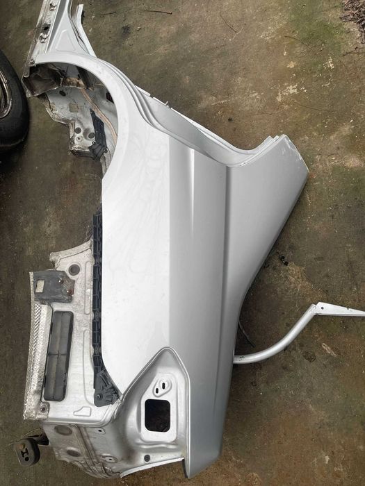 Aripa spate stanga Mercedes-Benz E-Class W212