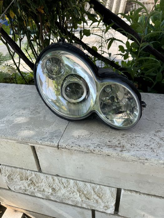 Десен  Фар  за Мерцедес W203 sport coupe