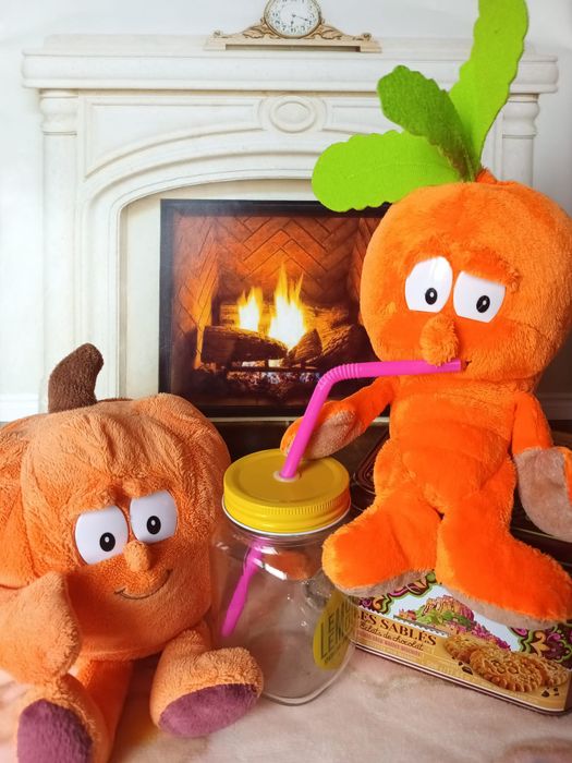 Lampă de veghe jucării Hatchimals