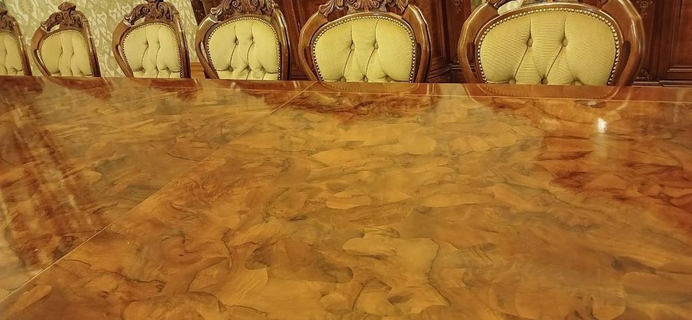 Гостиная мебель новая производство Италия