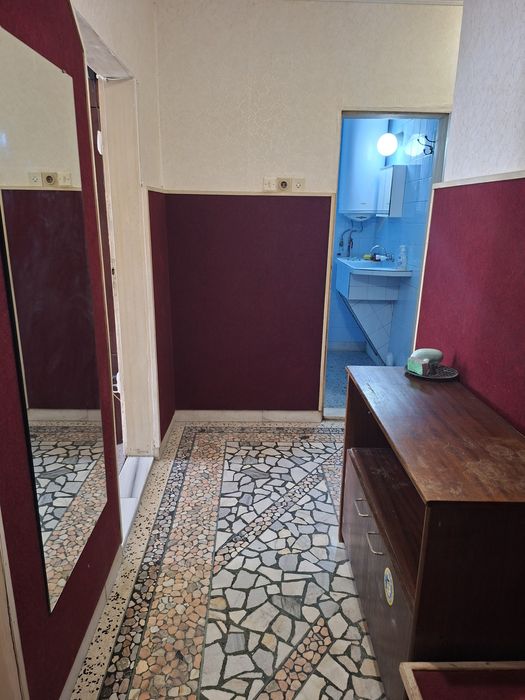 Дава се под наем Тристаен апартамент в Варна, Военна болница - 96 кв.м за 498.27 € - Снимка #1