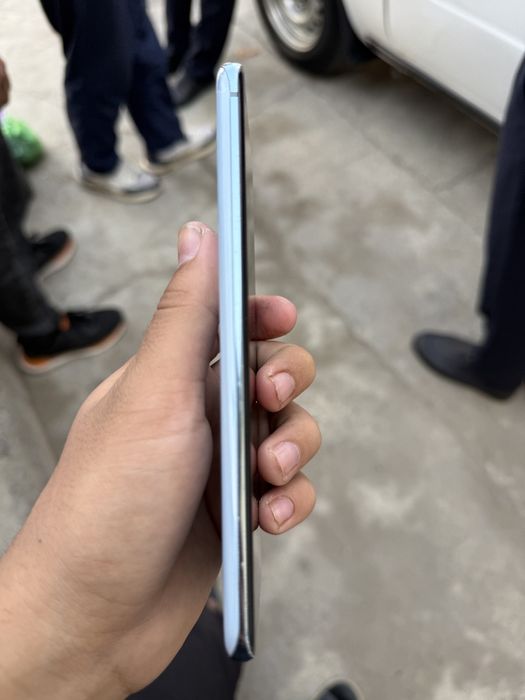 Samsung s20+5g sotladi