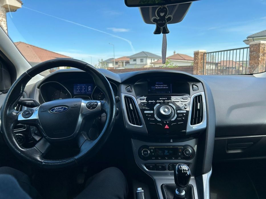 Ford focus titanium MK3 hatchback