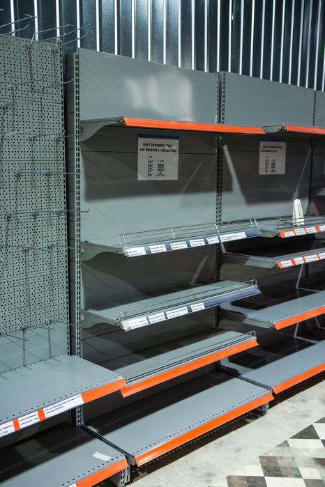 Rafturi pentru Spatii Comerciale