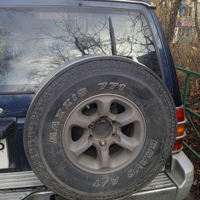 Джип Митсубиси патжеро2 митсу