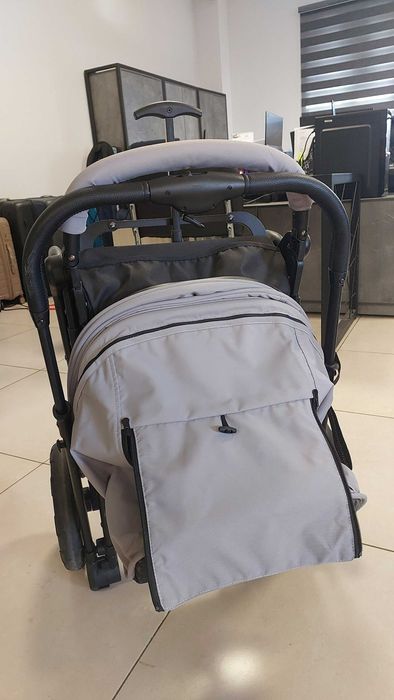 Коляска Loli Baby (складывается как чемодан) — почти новая!
