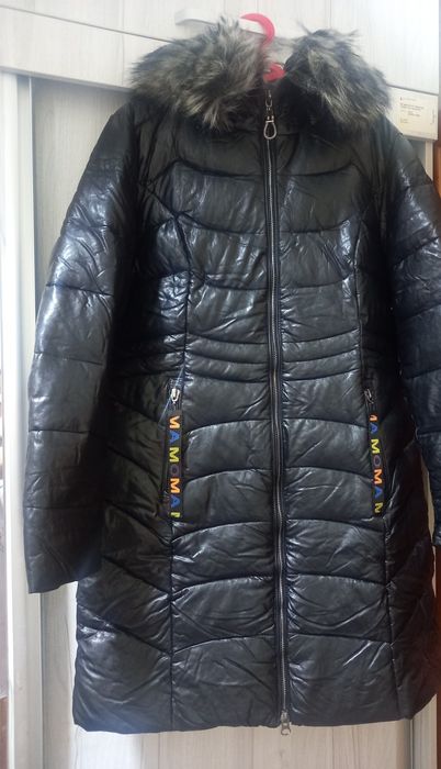 Срочно куртка мехли нимча сотилади