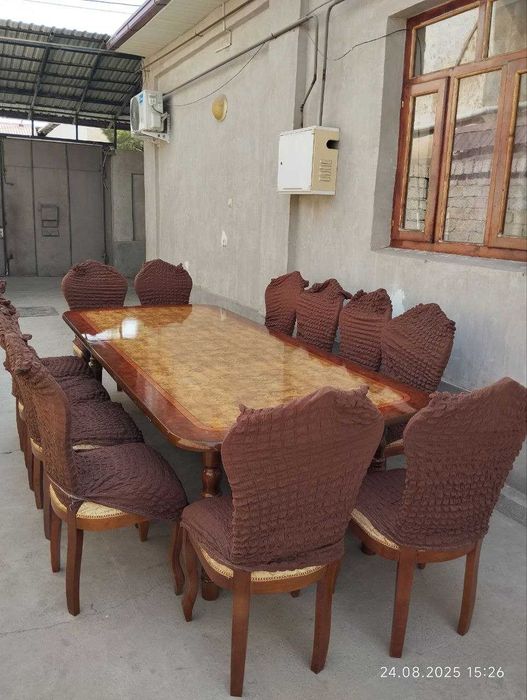 стол и стулья 12 персон