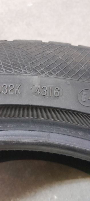 Anvelope continental 100 lei ambele