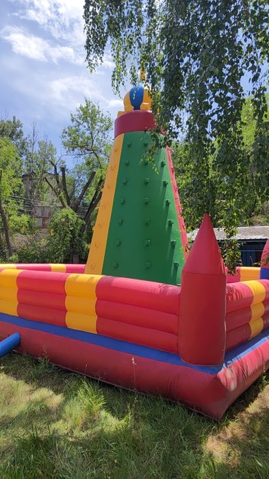 Батуты состояние идеальное.