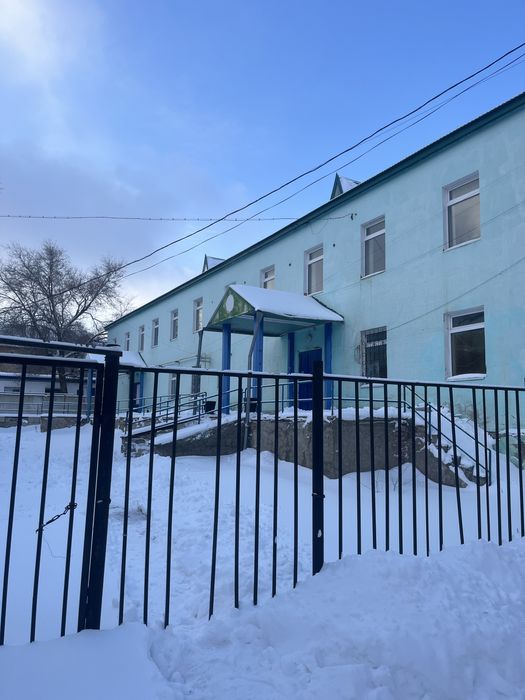 Продам помошения 2 этажный