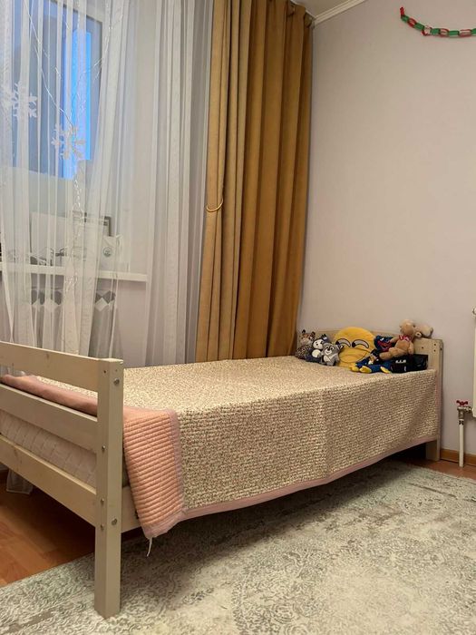 Продам Кровать хорошем состояние