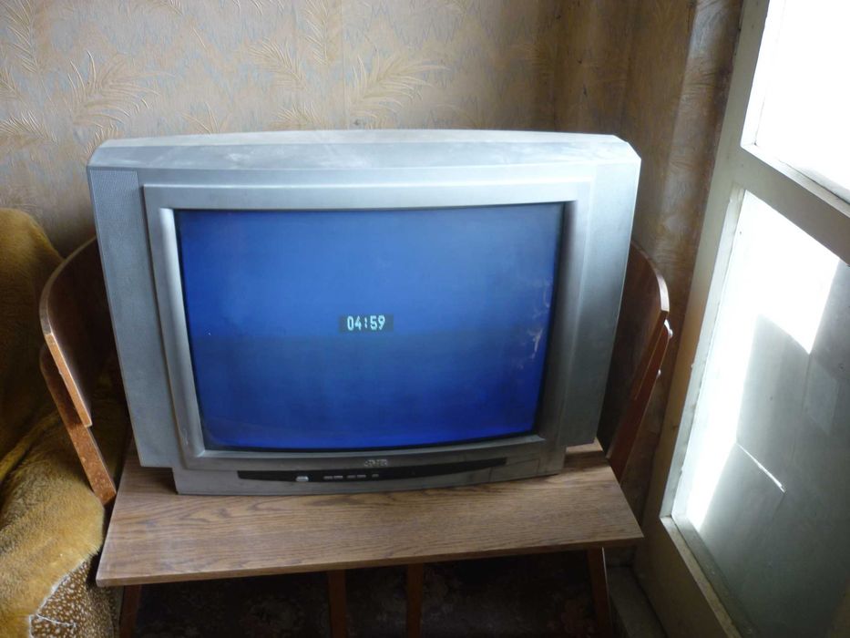 Телевизор с кинескоп JVC