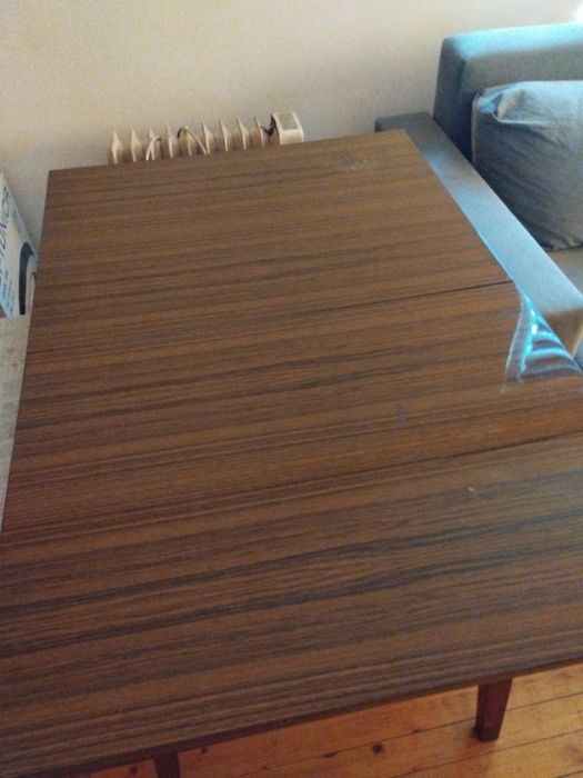 Разтегателна маса