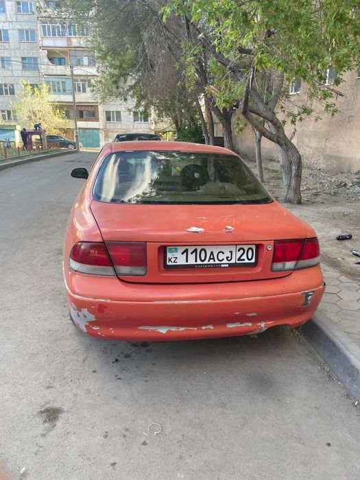 Продам Mazda 626 Kronos (1991)