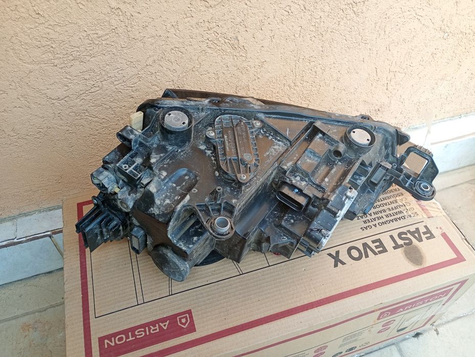 Far dreapta Skoda scala full led cod 657941016A