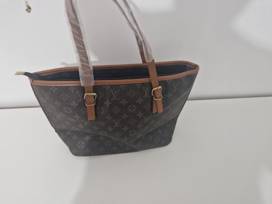 Geanta Louis Vuitton