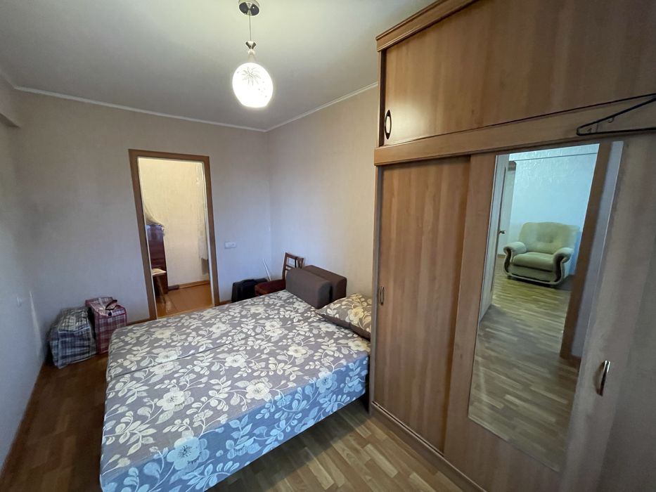 Продам 2шку на Мызы 25