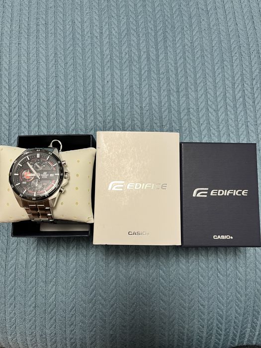 Vand urgent !!Ceas Casio Edifice EFR-556D