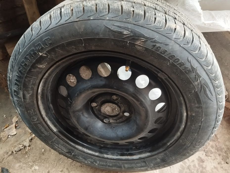 Зимный балон дискисимен сатылады размер 195/60 R15