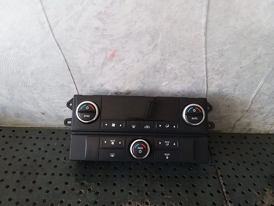 Panou comanda clima ac dodge journey p55111898ag