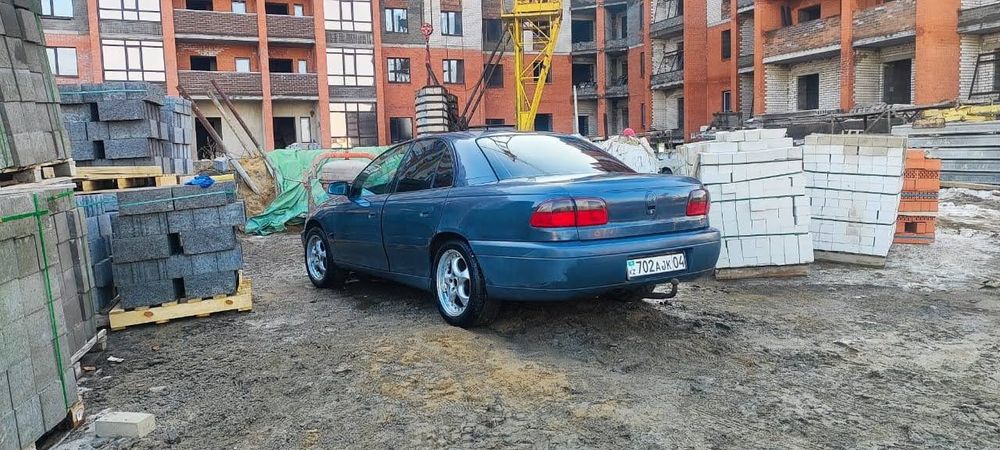Opel Omega B 2,0