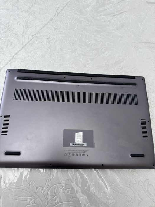 Huawei Matebook D 14 ssd 256 win 11 Core I3 13пок