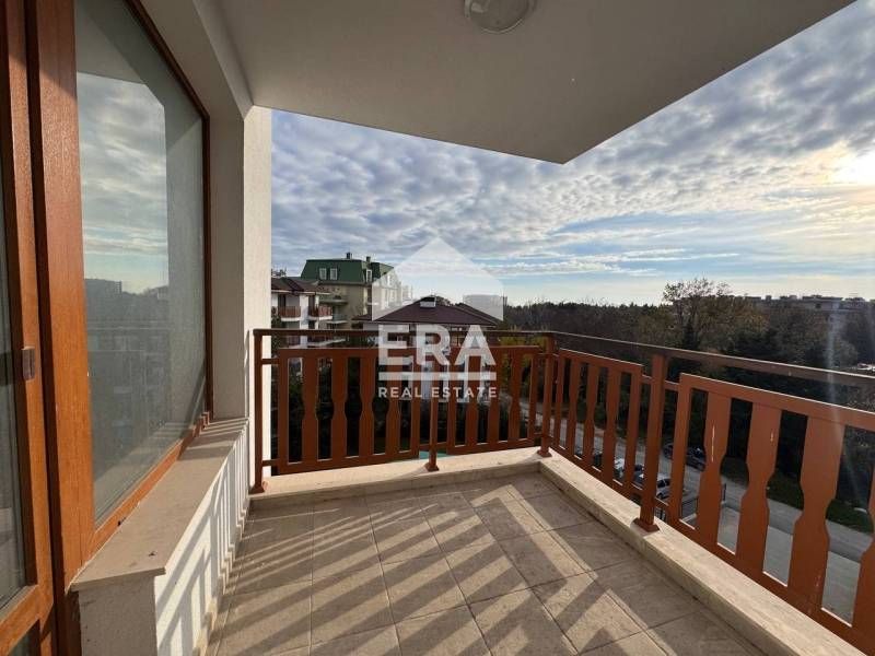 Тристаен апартамент за продажба - Св.св. Константин и Елена, Варна