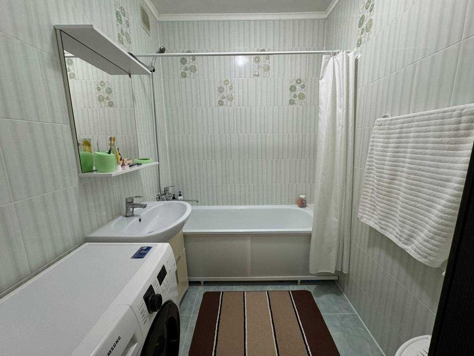 Продам 1 комнатную квартиру в 5 микрорайоне