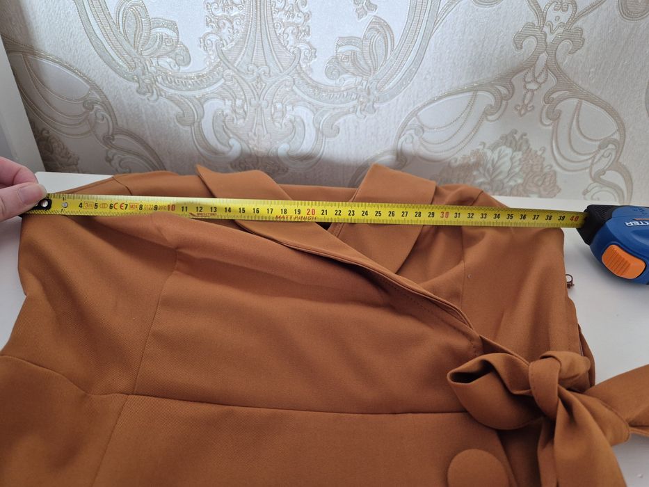 Rochie eleganta si rochie casual