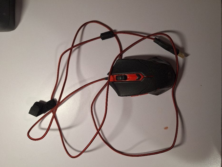 Set de căști și mouse Red Dragon