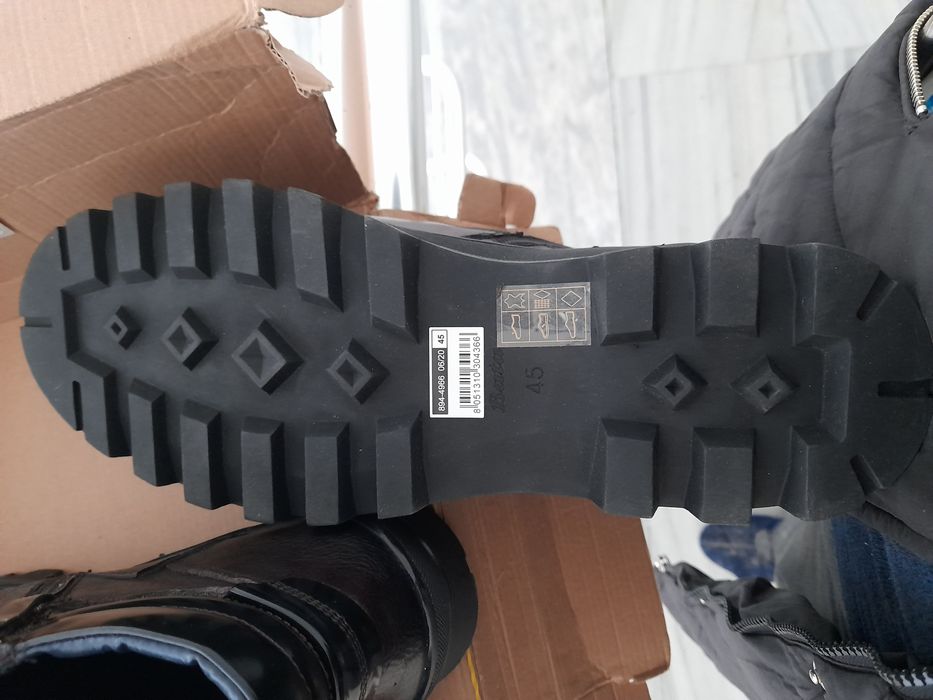 НОВИ спортни боти на известната италианска марка BATA естеств. кожа