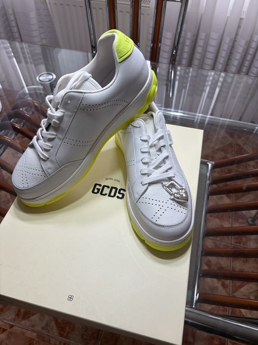 Snikers mărimea 44, originali